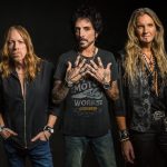Toboșarul trupei Journey, Deen Castronovo, dus de urgență la spital în timpul concertului din Oklahoma